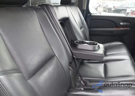 2013 Chevrolet Suburban 1500 Ltz z USA, uszkodzony, nr VIN 1GNSKKE73DR292806